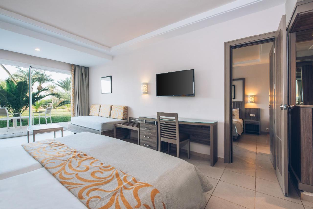 อิเบโรสตาร์ เมฮารี ดเยอร์บา Hotel Taguermess ภายนอก รูปภาพ